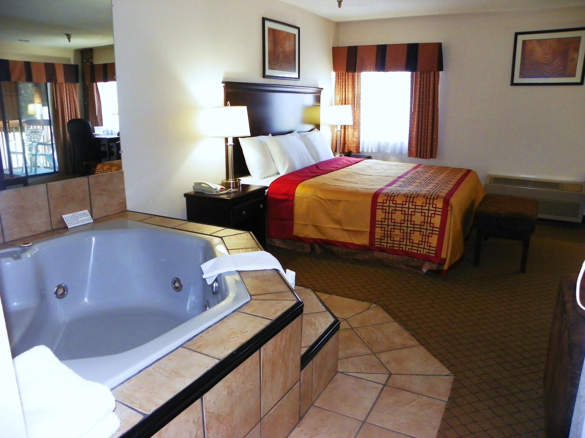 Royalton Inn & Suites Upper Sandusky Экстерьер фото